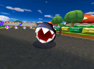 Gamecube-MKDD-LuigiCircuit ChainChomp-2.png